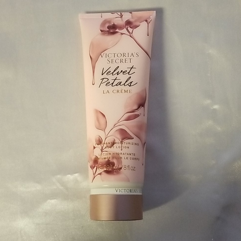 VICTORIA SECRET moisturizer